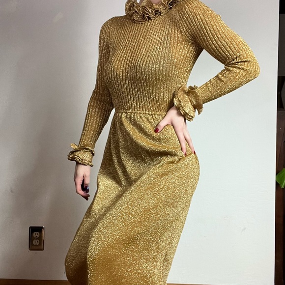 Roncelli Gold Knit Maxi Dress - Picture 9 of 16